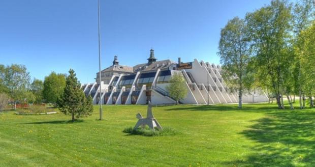 Oppdal Turisthotell Екстериор снимка